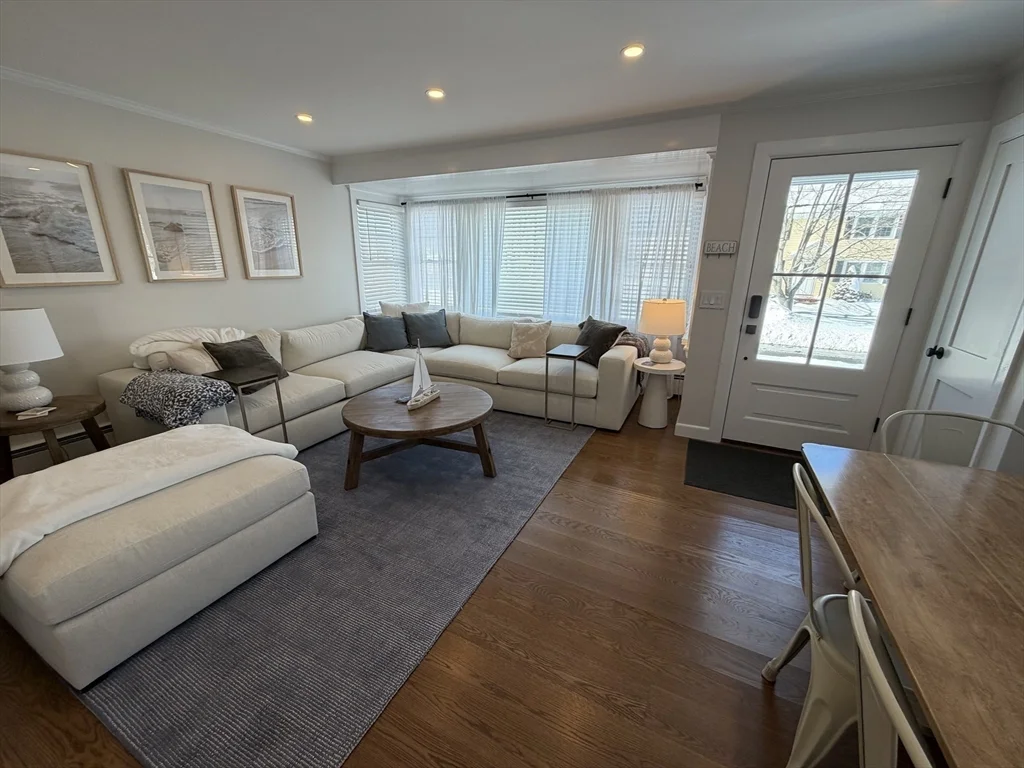 3 bed, 2 bath apartment for rent at 20 Smith Rd Unit WINTER, Rockport — photo 4 of 24