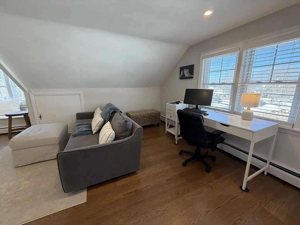 3 bed, 2 bath apartment for rent at 20 Smith Rd Unit WINTER, Rockport — photo 18 of 24