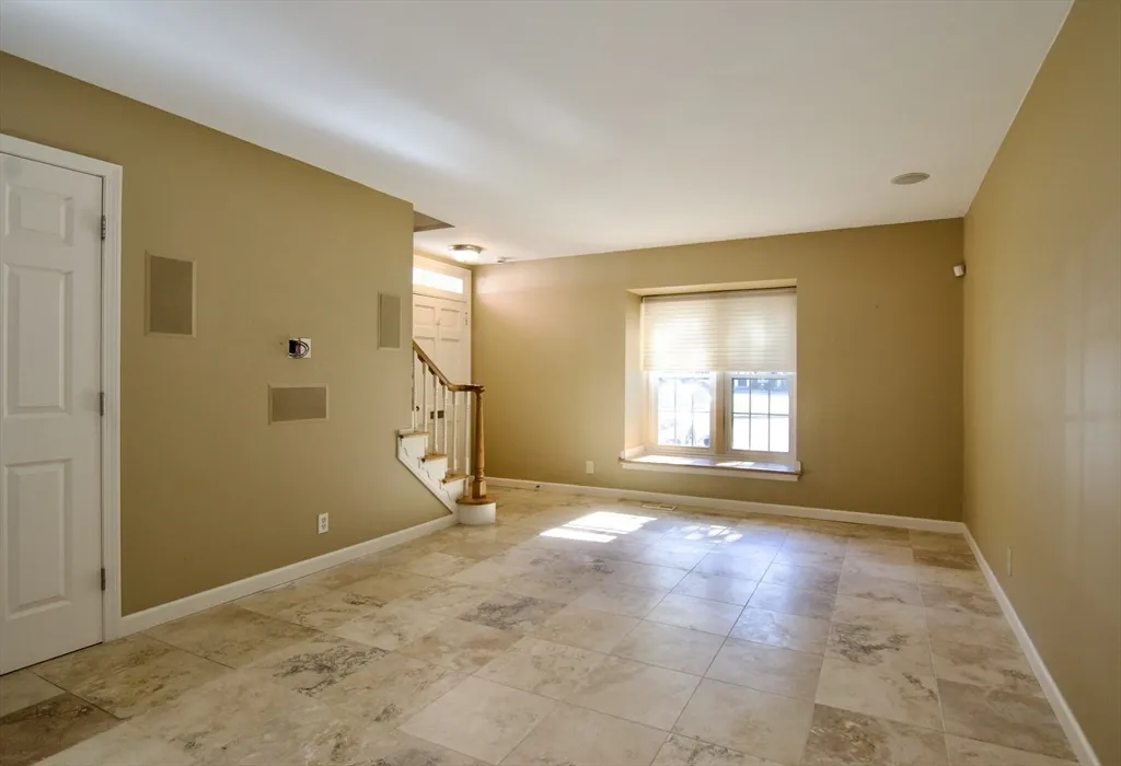 3 bed, 1 bath apartment for rent at 20 Smithfield Ct Unit 20, Forest Park — photo 14 of 34