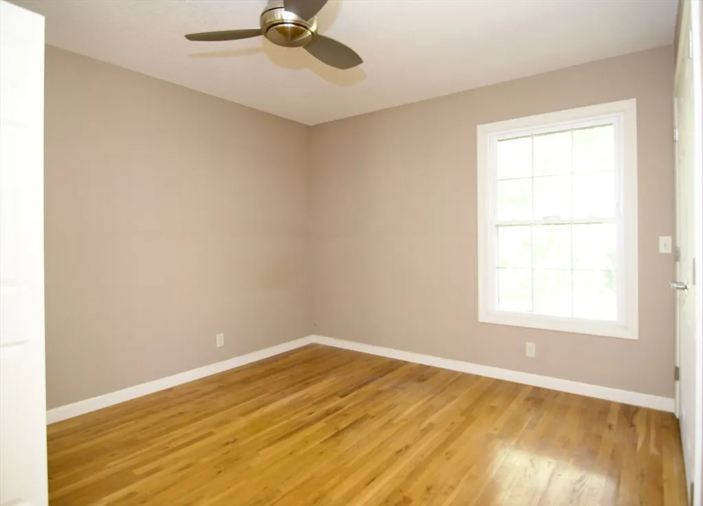 3 bed, 1 bath apartment for rent at 20 Smithfield Ct Unit 20, Forest Park — photo 30 of 34