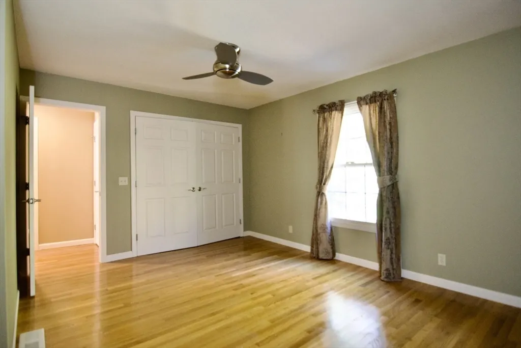 3 bed, 1 bath apartment for rent at 20 Smithfield Ct Unit 20, Forest Park — photo 29 of 34