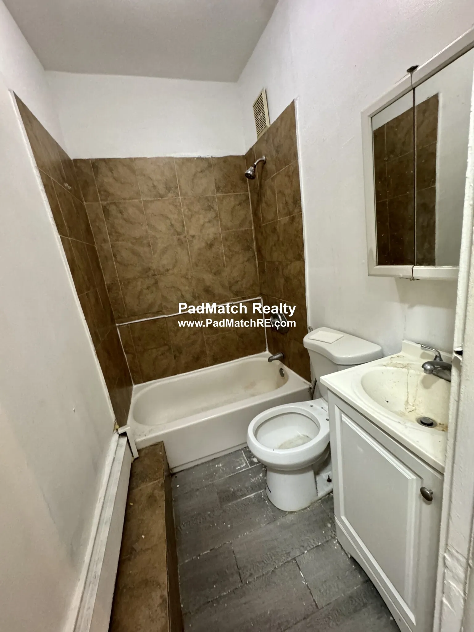 2 bed, 1 bath apartment for rent at 20 S Huntington Ave Unit 1, Mission Hill — photo 14 of 16