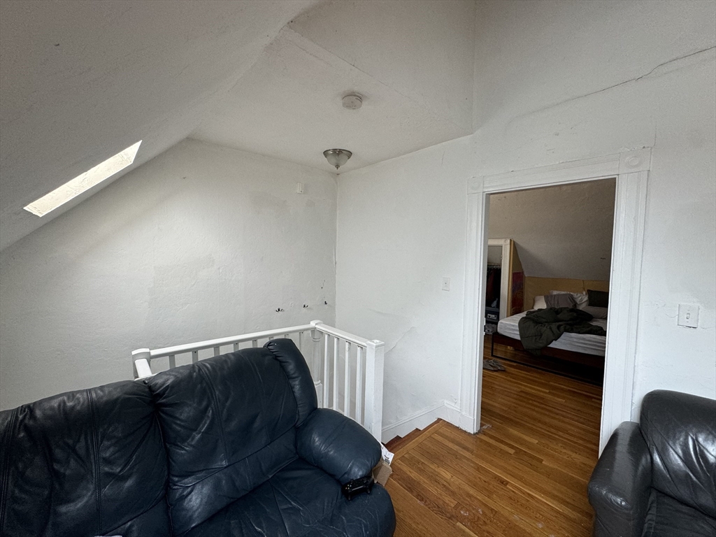3 bed, 1 bath apartment for rent at 20 South St Unit 2, Brighton — photo 18 of 23
