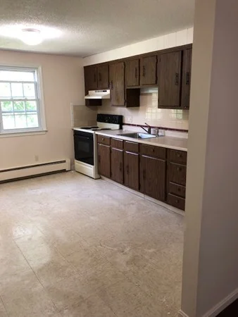 2 bed, 1 bath apartment for rent at 20 Spaulding St Unit B, Townsend — photo 4 of 11