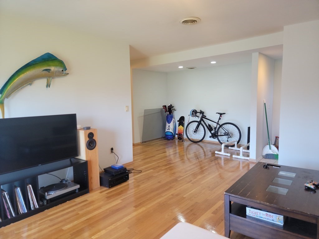 2 bed, 2 bath apartment for rent at 20 Stearns Rd Unit 50, Coolidge Corner — photo 2 of 10
