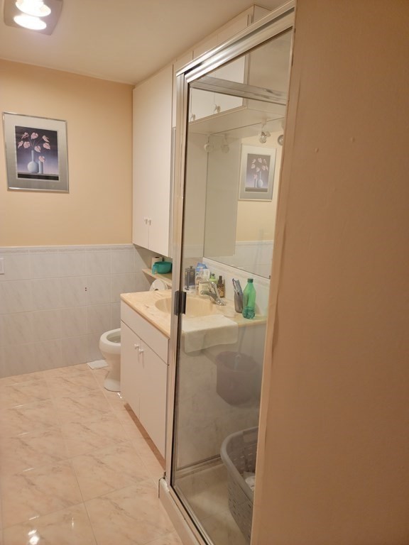 2 bed, 2 bath apartment for rent at 20 Stearns Rd Unit 50, Coolidge Corner — photo 8 of 10