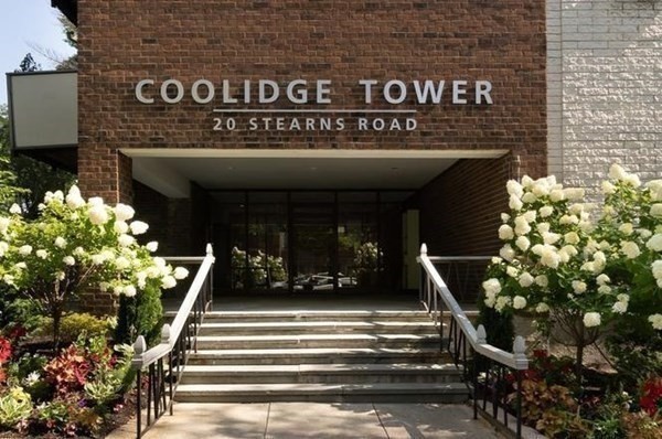2 bed, 2 bath apartment for rent at 20 Stearns Rd Unit 50, Coolidge Corner — photo 1 of 10