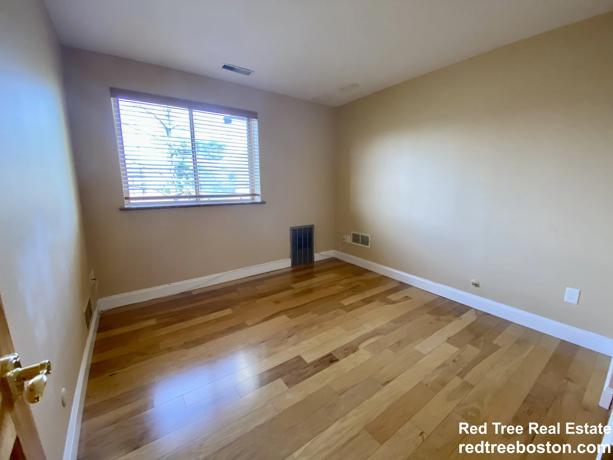 2 bed, 2 bath apartment for rent at 20 Stearns Rd Unit 54, Coolidge Corner — photo 9 of 17