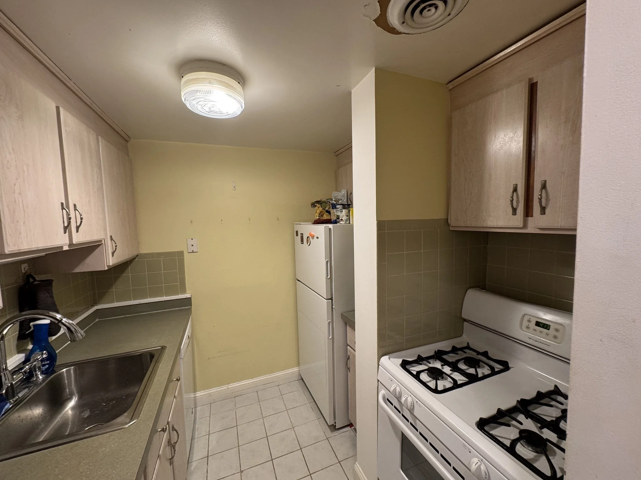 1 bed, 1 bath apartment for rent at 20 Stearns Rd Unit 63, Coolidge Corner — photo 8 of 19