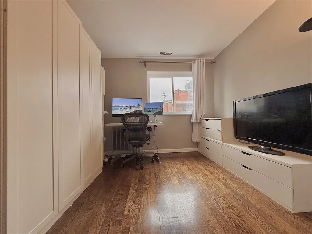 2 bed, 2 bath apartment for rent at 20 Stearns Unit 45, Coolidge Corner — photo 14 of 22