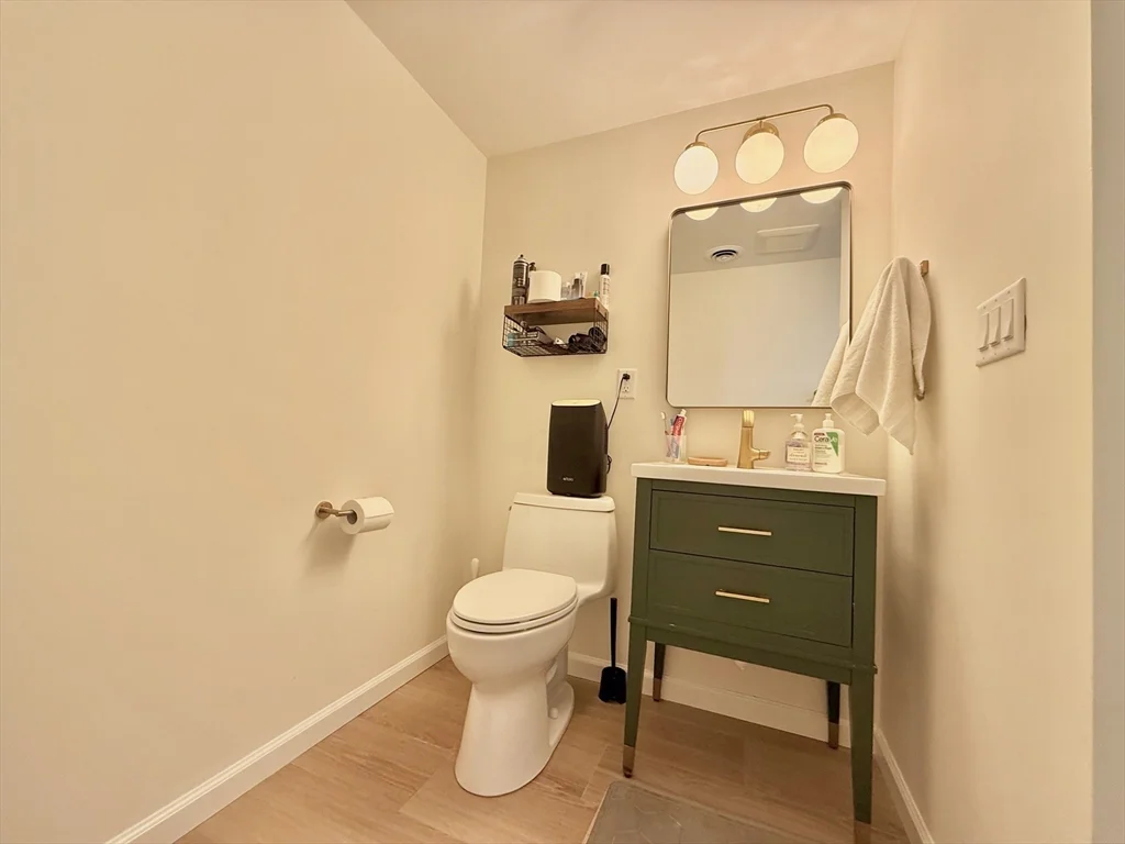 2 bed, 2 bath apartment for rent at 20 Stearns Unit 45, Coolidge Corner — photo 13 of 22