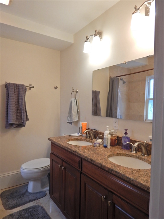 6 bed, 3 bath apartment for rent at 20 Stockwell St Unit 20, Mission Hill — photo 10 of 11