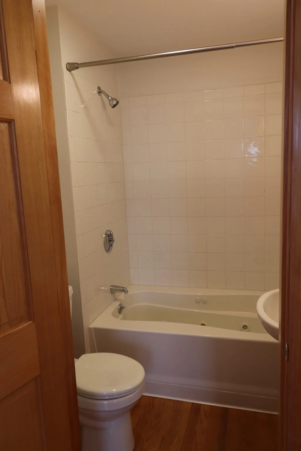 4 bed, 1 bath apartment for rent at 20 Summer Unit 2, Hudson — photo 7 of 9