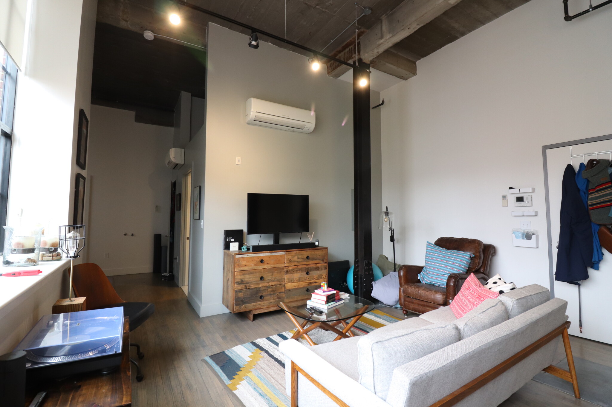 Studio bed, 1 bath apartment for rent at 20 Sunnyside St Unit 17, Jamaica Plain — photo 5 of 12