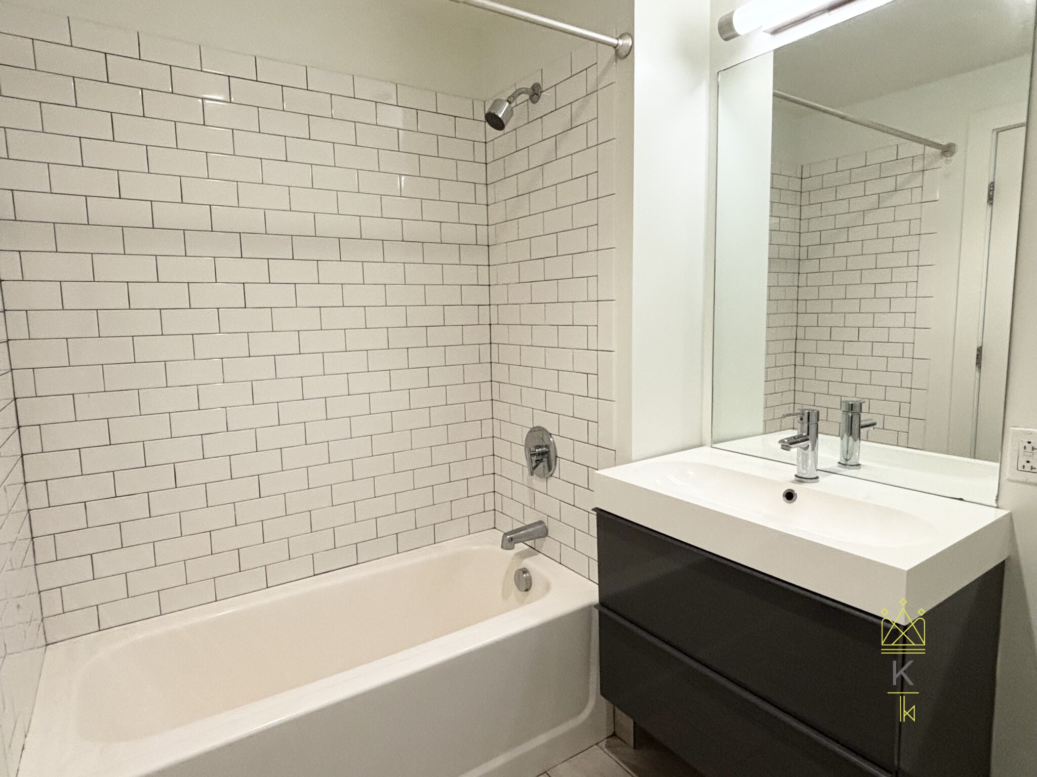 Studio bed, 1 bath apartment for rent at 20 Sunnyside St Unit 19, Jamaica Plain — photo 4 of 19