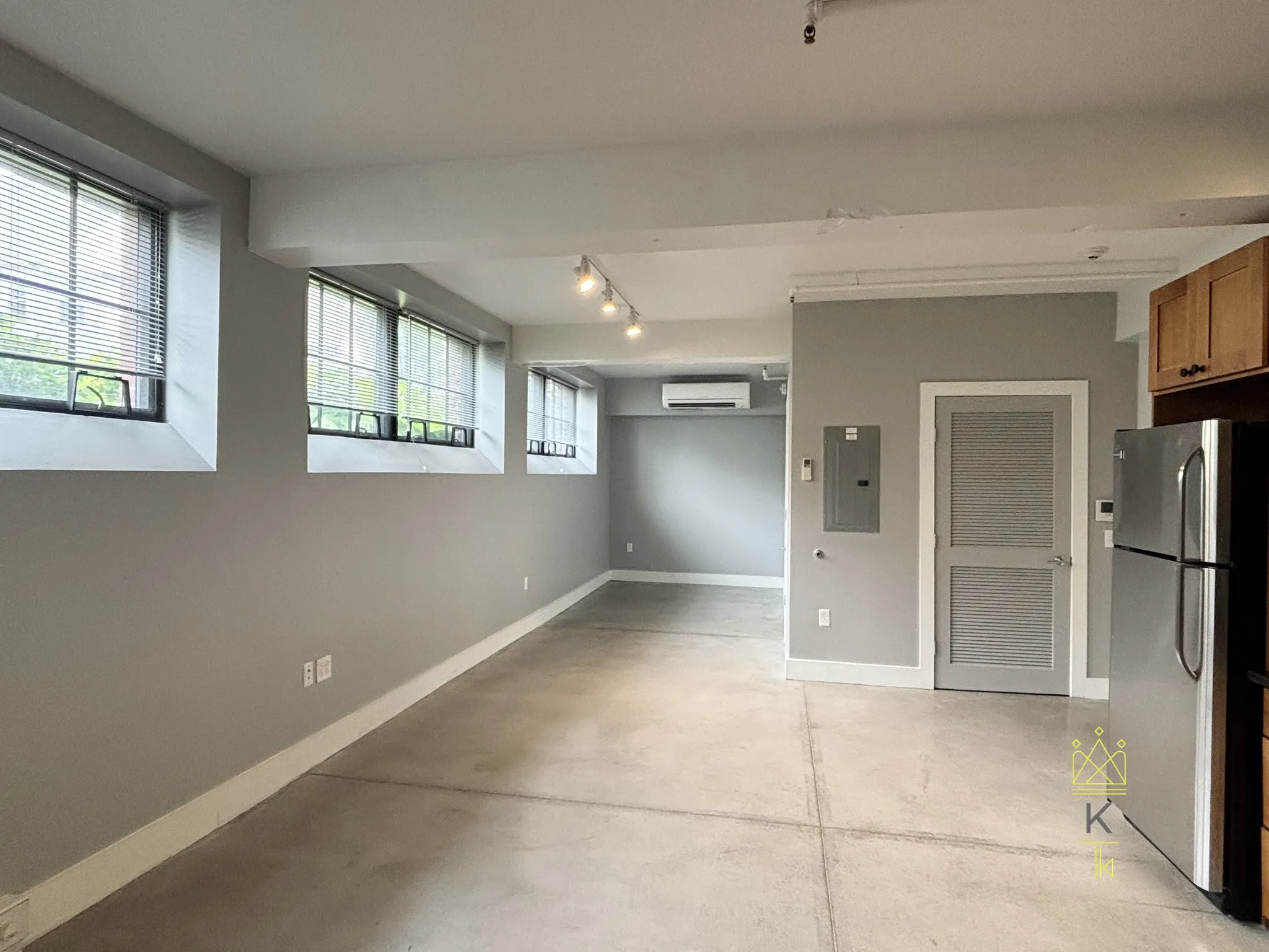Studio bed, 1 bath apartment for rent at 20 Sunnyside St Unit 4, Jamaica Plain — photo 5 of 13