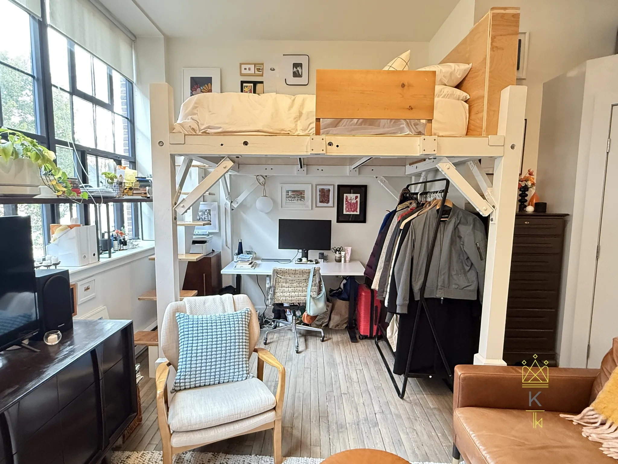 Studio bed, 1 bath apartment for rent at 20 Sunnyside St Unit 8, Jamaica Plain — photo 4 of 11