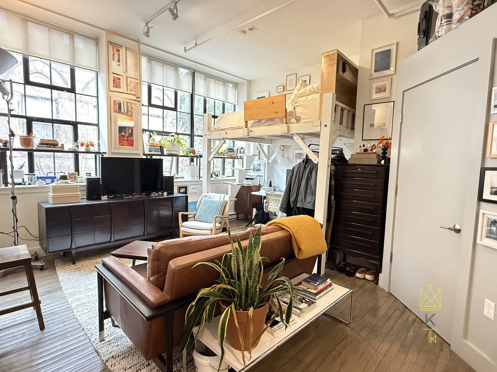 Studio bed, 1 bath apartment for rent at 20 Sunnyside St Unit 8, Jamaica Plain