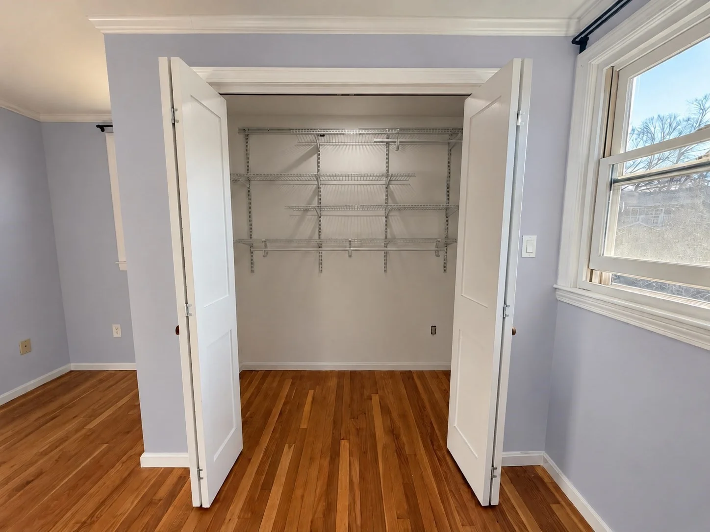 3 bed, 2 bath apartment for rent at 20 Susan Ave, Burlington — photo 6 of 14
