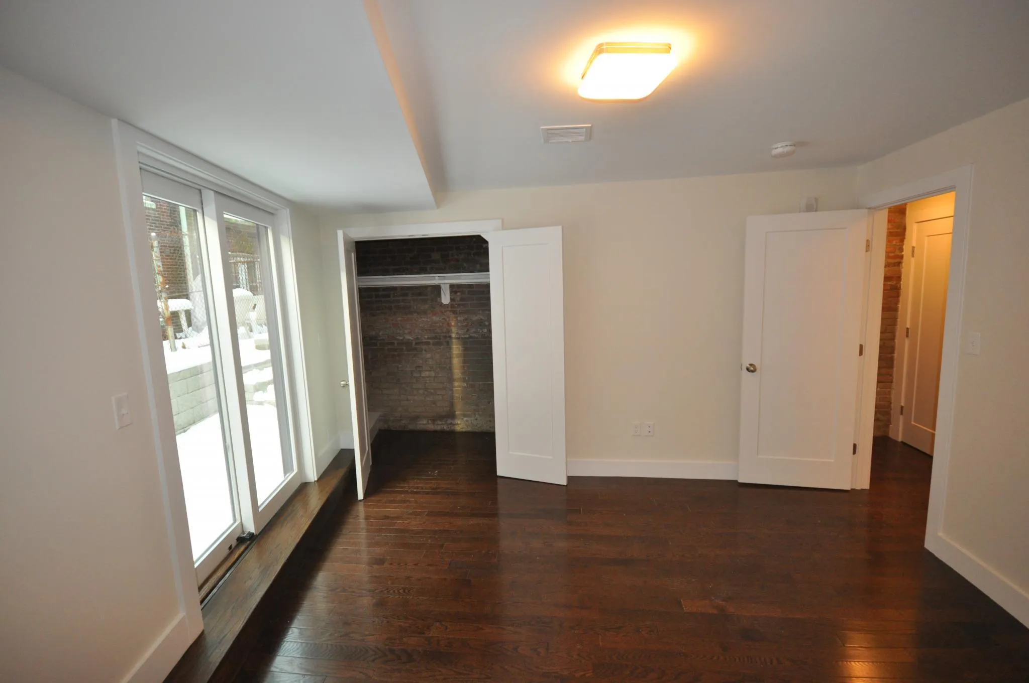 4 bed, 2.5 bath apartment for rent at 20 Sussex St Unit 1, Roxbury — photo 17 of 22