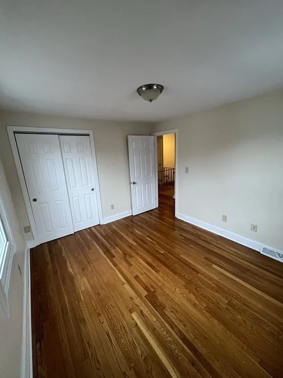 3 bed, 1.5 bath apartment for rent at 20 Sylvia Ct Unit 1, Hyde Park — photo 5 of 7