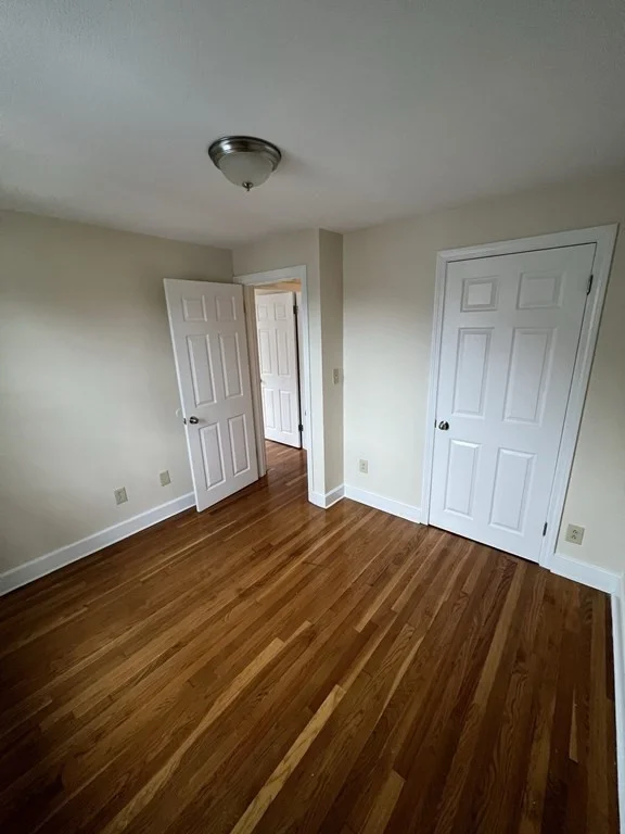 3 bed, 1.5 bath apartment for rent at 20 Sylvia Ct Unit 1, Hyde Park — photo 6 of 7