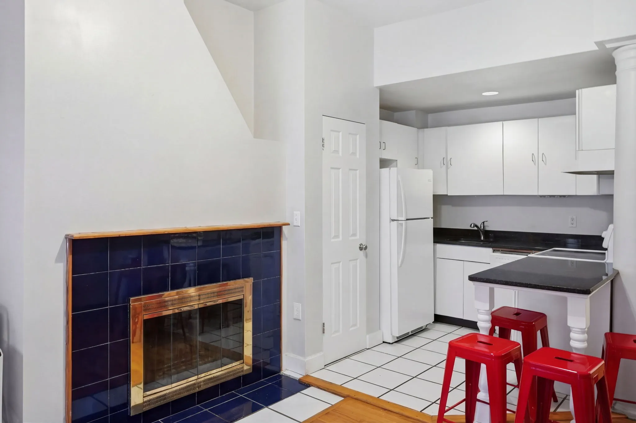2 bed, 1 bath apartment for rent at 20 Symphony Rd Unit 2, Fenway — photo 6 of 24