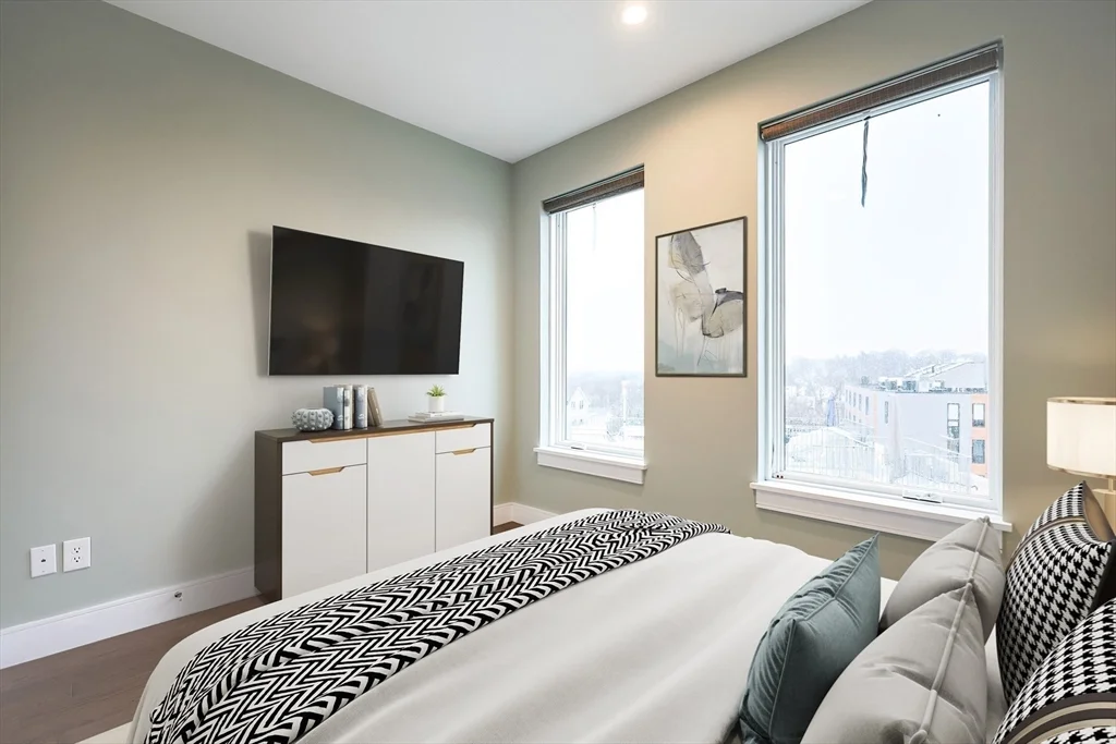 2 bed, 1 bath apartment for rent at 20 Taft Hill Park Unit 13, Boston — photo 7 of 12