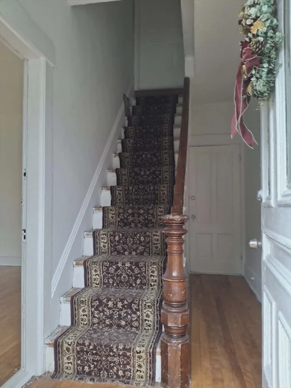 4 bed, 1 bath apartment for rent at 20 Temple St Unit 1, Fitchburg — photo 24 of 38