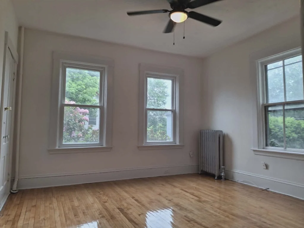 4 bed, 1 bath apartment for rent at 20 Temple St Unit 1, Fitchburg — photo 25 of 38