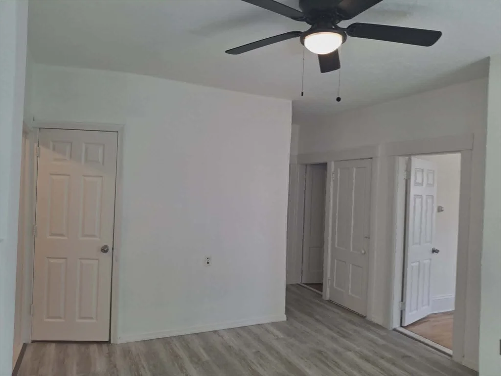 4 bed, 1 bath apartment for rent at 20 Temple St Unit 1, Fitchburg — photo 7 of 38