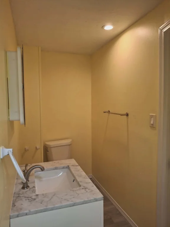 4 bed, 1 bath apartment for rent at 20 Temple St Unit 1, Fitchburg — photo 14 of 38