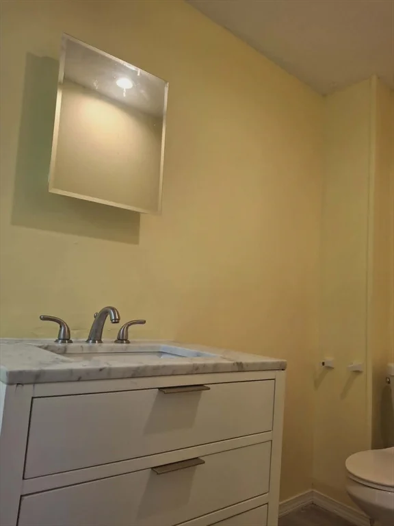 4 bed, 1 bath apartment for rent at 20 Temple St Unit 1, Fitchburg — photo 13 of 38