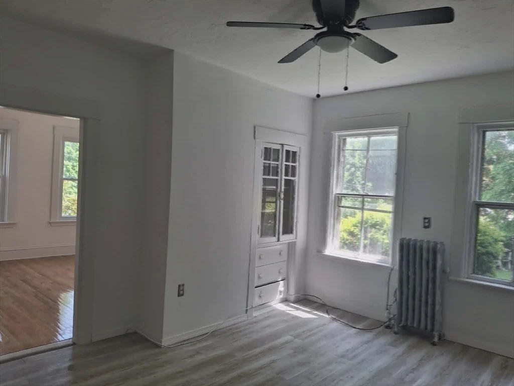 4 bed, 1 bath apartment for rent at 20 Temple St Unit 1, Fitchburg — photo 31 of 38