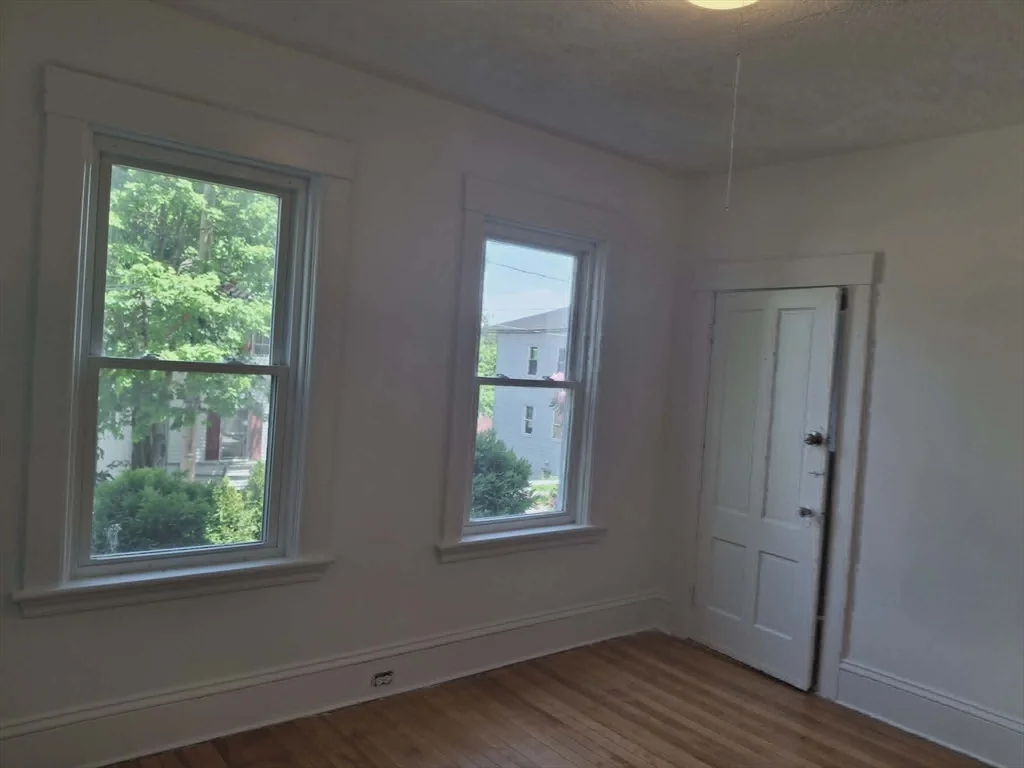 4 bed, 1 bath apartment for rent at 20 Temple St Unit 1, Fitchburg — photo 20 of 38