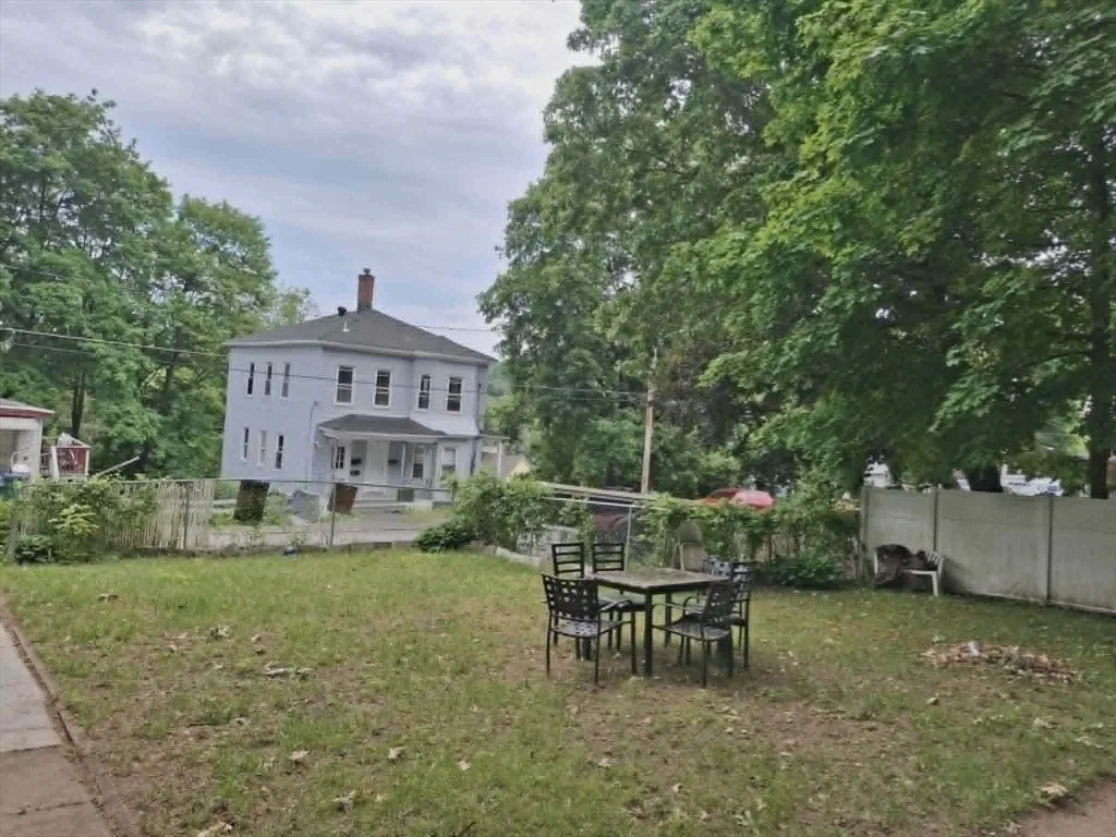 4 bed, 1 bath apartment for rent at 20 Temple St Unit 1, Fitchburg — photo 38 of 38