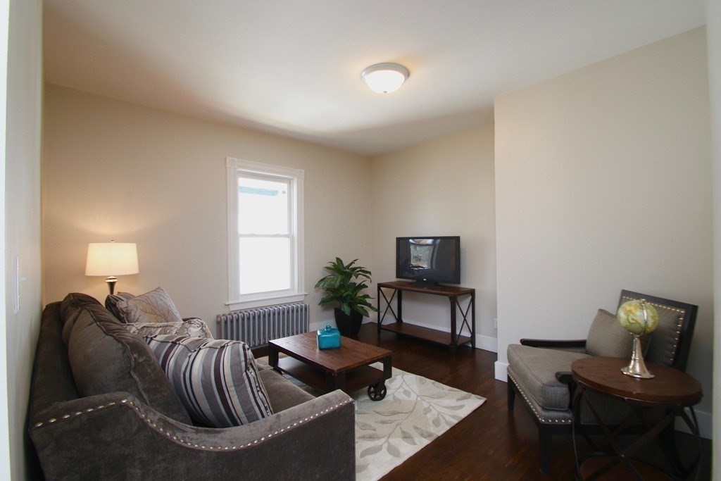 2 bed, 1 bath apartment for rent at 20 Tennyson St Unit 20, Magoun Square — photo 8 of 13