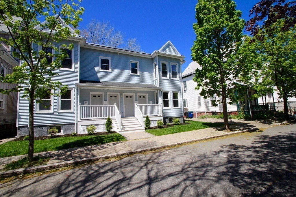 2 bed, 1 bath apartment for rent at 20 Tennyson St Unit 20, Magoun Square — photo 10 of 13