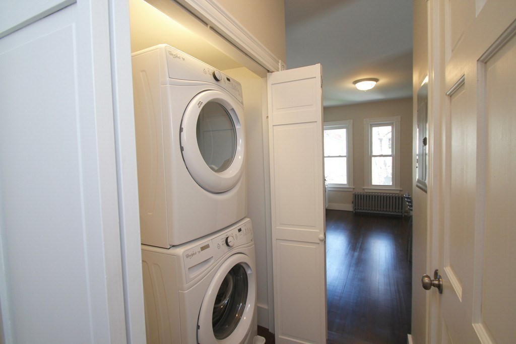 2 bed, 1 bath apartment for rent at 20 Tennyson St Unit 20, Magoun Square — photo 4 of 13