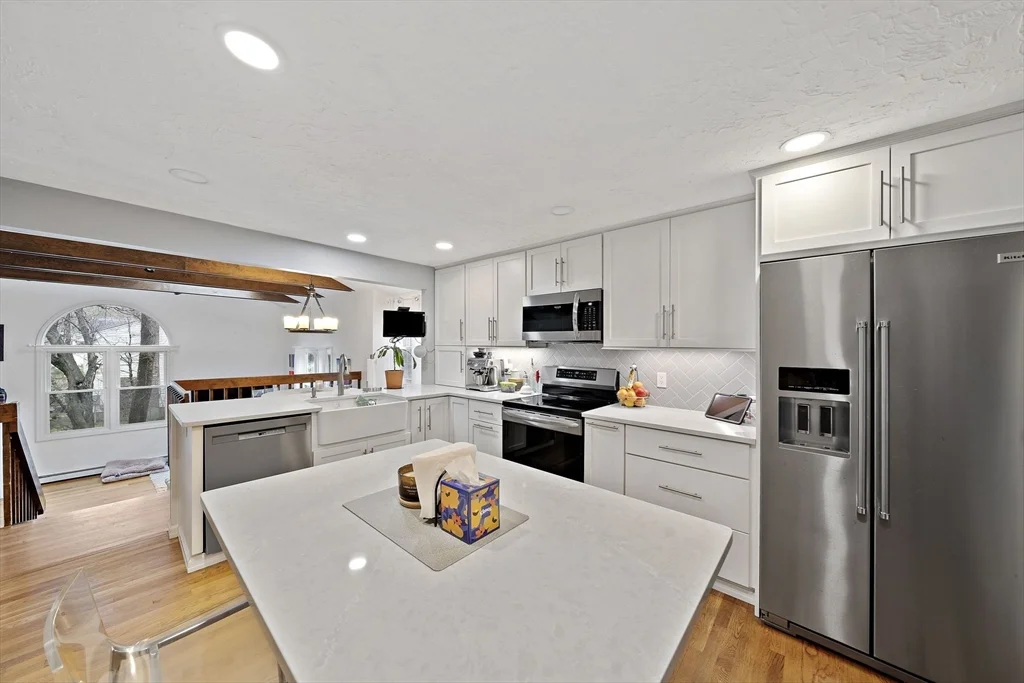 4 bed, 3 bath apartment for rent at 20 Trayer Rd, Canton — photo 3 of 29