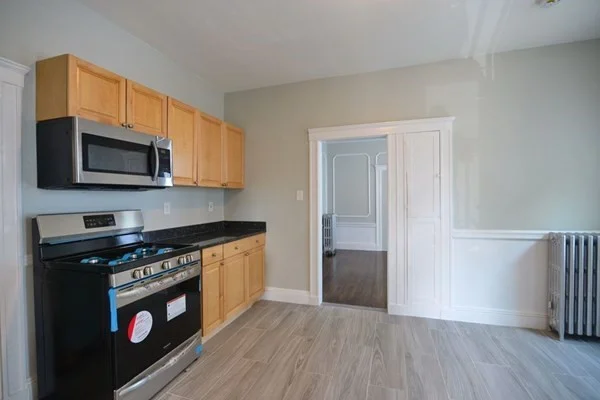 4 bed, 1 bath apartment for rent at 20 Tremlett St Unit 2, Dorchester — photo 21 of 22