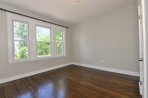 4 bed, 1 bath apartment for rent at 20 Tremlett St Unit 2, Dorchester — photo 10 of 22