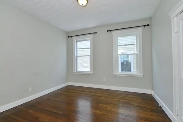 4 bed, 1 bath apartment for rent at 20 Tremlett St Unit 2, Dorchester — photo 17 of 22
