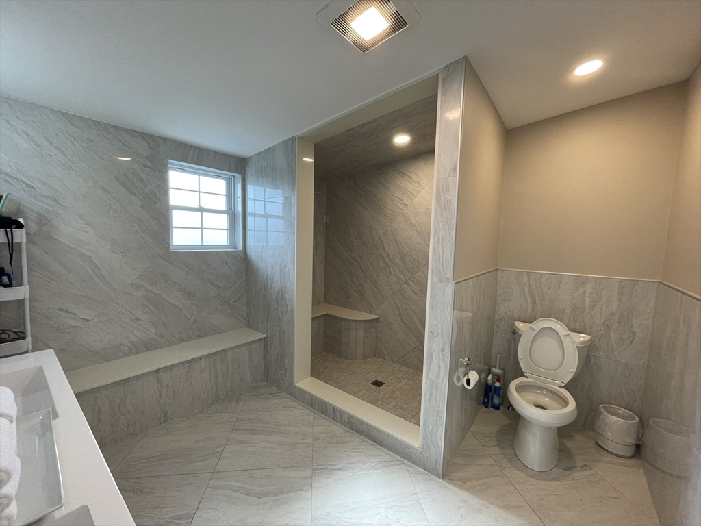 3 bed, 2 bath apartment for rent at 20 Trevalley Rd Unit 2, Revere — photo 8 of 27