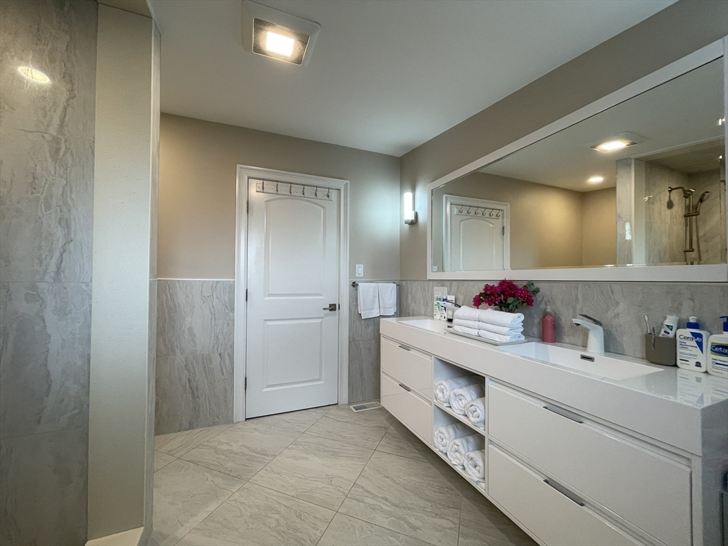 3 bed, 2 bath apartment for rent at 20 Trevalley Rd Unit 2, Revere — photo 12 of 27