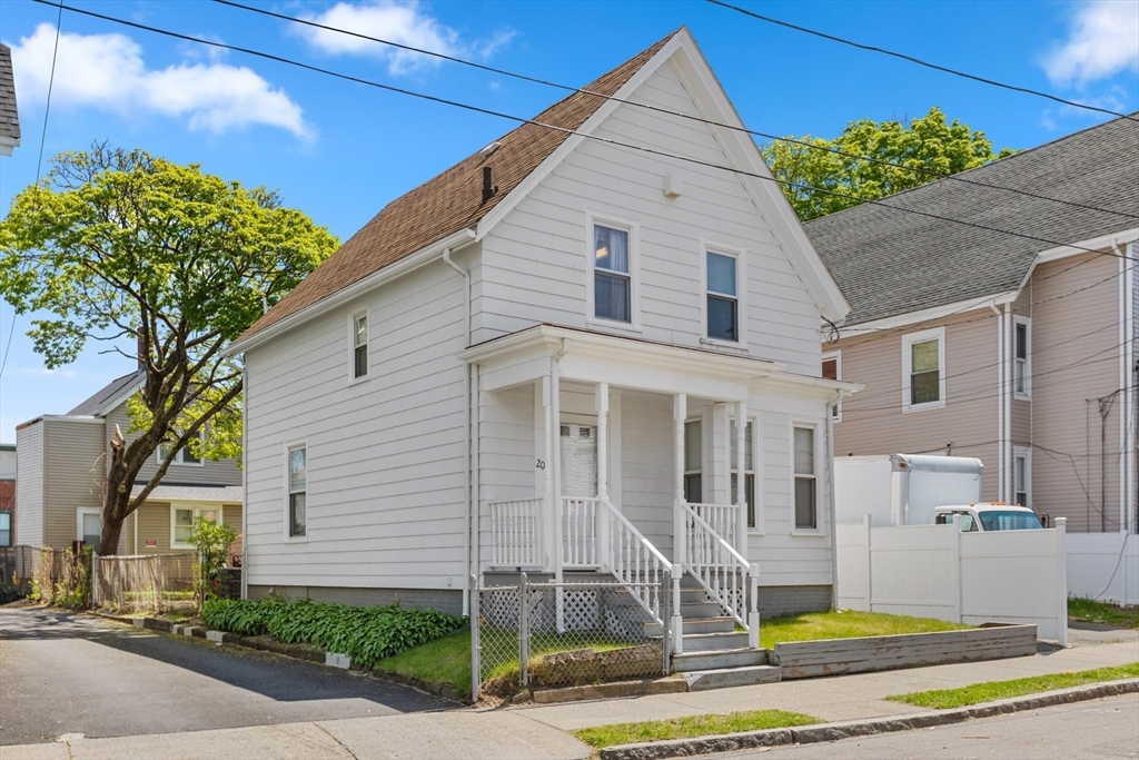 4 bed, 1 bath apartment for rent at 20 Trinity Ave, Lynn — photo 1 of 14