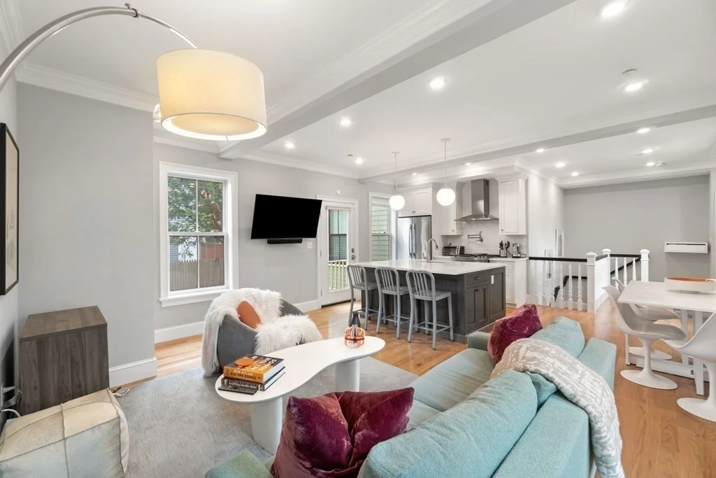 3 bed, 2 bath apartment for rent at 20 Tufts St Unit 20, Cambridgeport