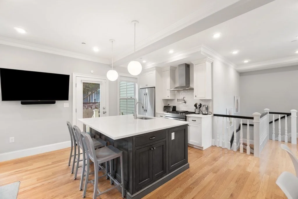 3 bed, 2 bath apartment for rent at 20 Tufts St Unit 20, Cambridgeport — photo 6 of 32