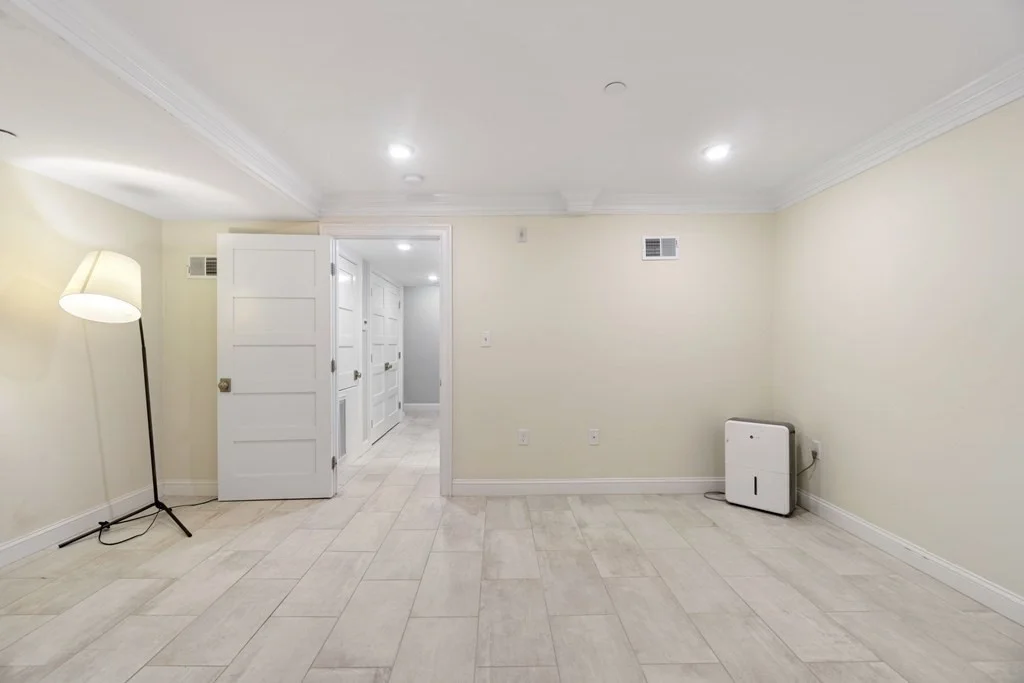 3 bed, 2 bath apartment for rent at 20 Tufts St Unit 20, Cambridgeport — photo 26 of 32