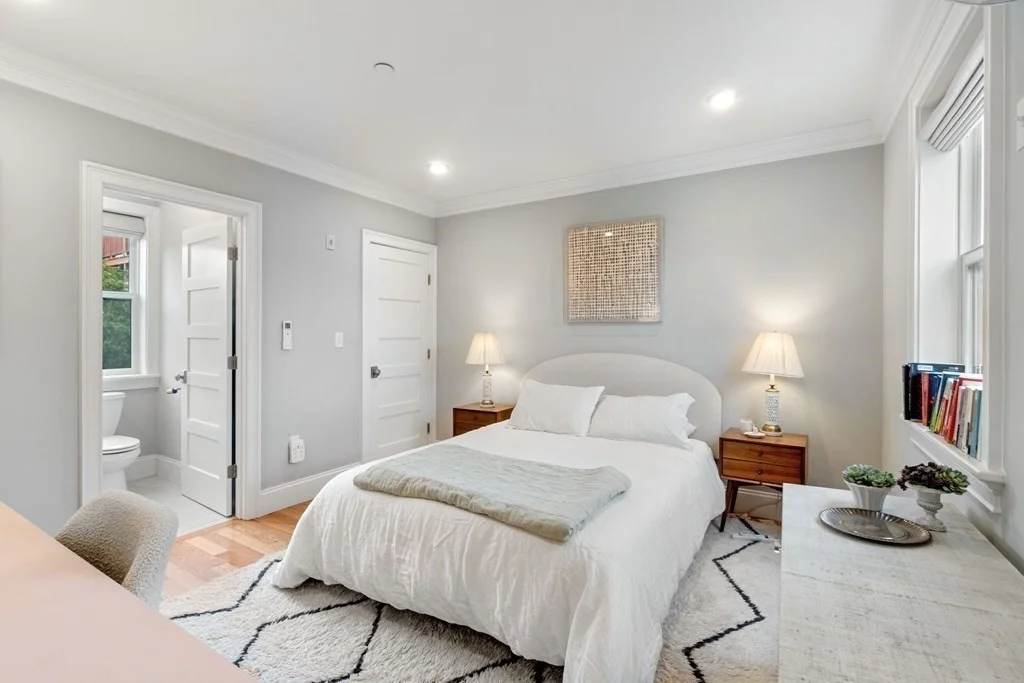 3 bed, 2 bath apartment for rent at 20 Tufts St Unit 20, Cambridgeport — photo 13 of 32